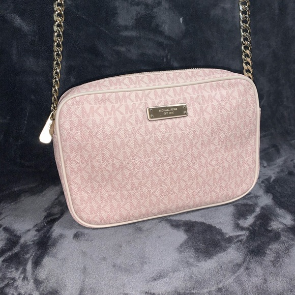 Michael Kors Soft Pink Over the Shoulder Clutch - Picture 2 of 6